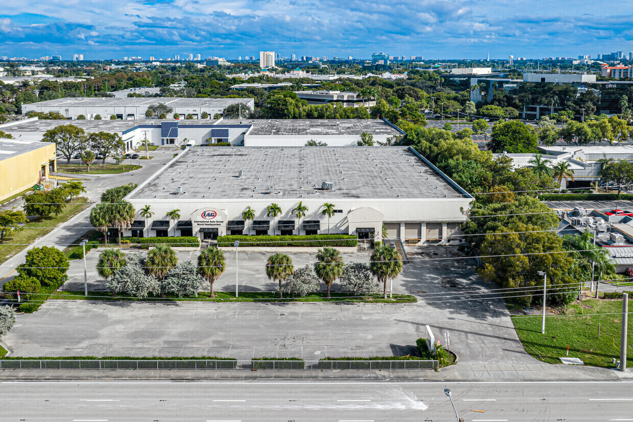 Aerial view of 6500 Powerline Road complex
